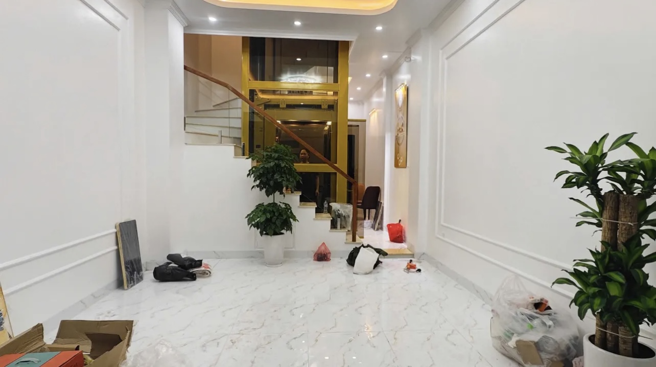 BÁN SIÊU PHẨM - NHÀ MỚI - PHÂN LÔ CÁN BỘ - GARA Ô TÔ - VÀI BƯỚC RA PHỐ - TIỆN ÍCH NGẬP TRÀN - THOÁNG TRƯỚC SAU