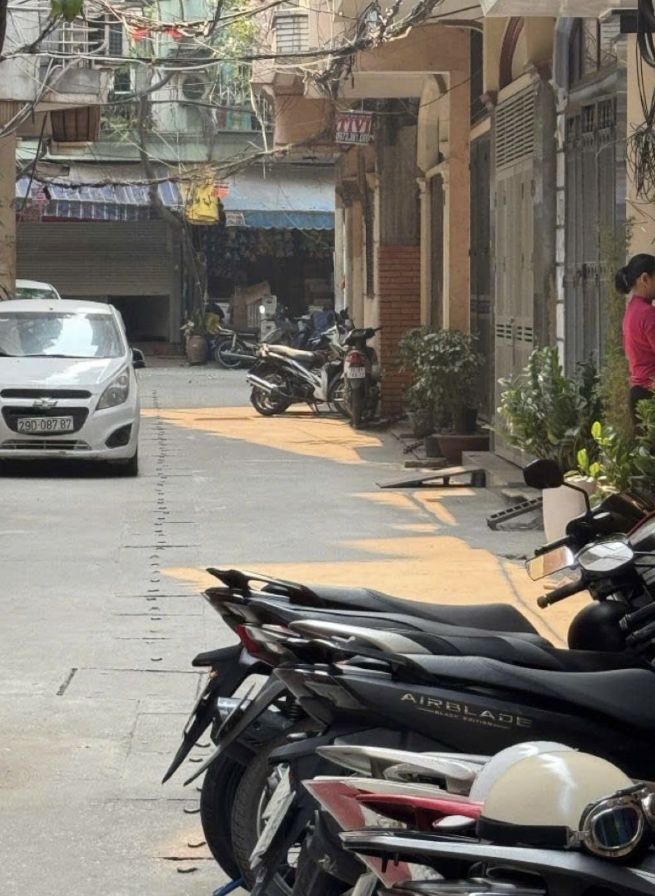 BÁN NHÀ 3 MẶT THOÁNG VĨNH VIỄN-CỰC KÝ THOÁNG SÁNG-TT BA ĐÌNH- VÀI BƯỚC CHÂN RA HỒ THUỶ LỆ-SỨ QUÁN NGA.