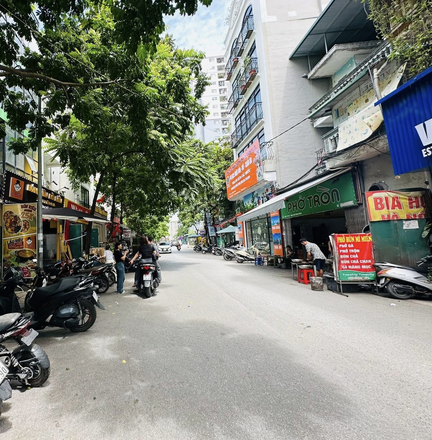 BÁN NHÀ BIỆT THỰ LIỀN KỀ 622 MINH KHAI HAI BÀ TRƯNG - 90M 5T MT 5M - VỈA HÈ OTO TRÁNH KINH DOANH NGÀY ĐÊM