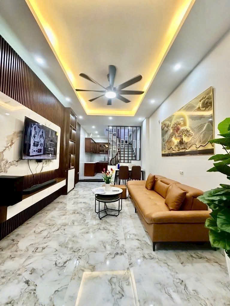 Siêu phẩm Tô Vĩnh Diện – Phân lô Quân đội, Ô tô đỗ cửa, Ngõ kinh doanh 45M, 4T, 4PN - 16,8 Tỷ