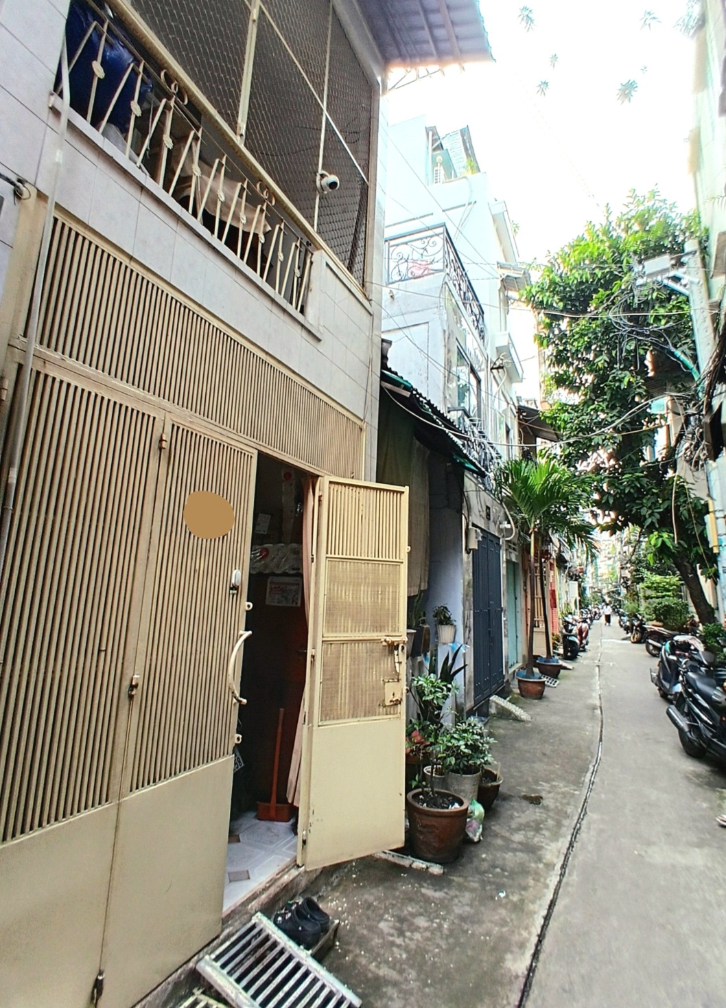 Bán Nhà Đường Nguyễn Cảnh Chân Q.1 Giáp Võ Văn Kiệt - Hẻm 4m Thông - 30m² - Chì Hơn 5 tỷ Nhà Đối Diện Là Bộ Công An - 2 Phút Là Chợ Bến Thành - Phố Đi Bộ