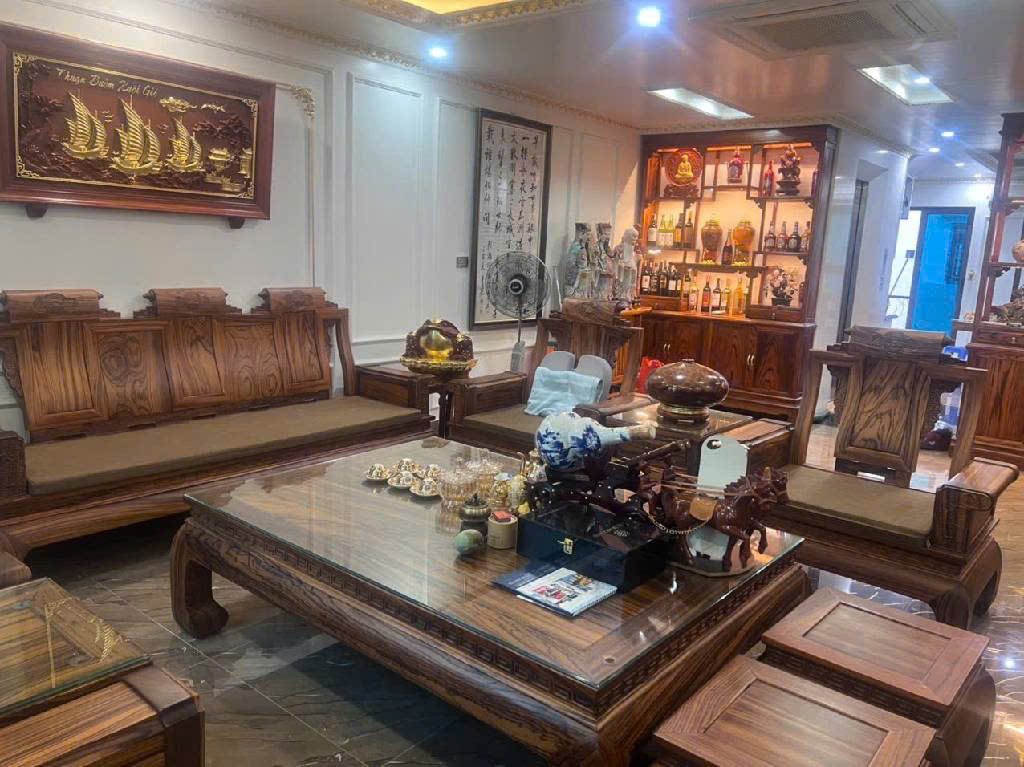 HIẾM 65M LÊ TRỌNG TẤN HÀ ĐÔNG HƠN 13 TỶ 50M RA NGÃ TƯ VĂN PHÚ,LÔ GÓC 2 MẶT THOÁNG PHÂN LÔ CÁN BỘ ,TRƯỚC CỬA NHÀ