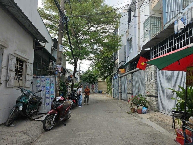 SIÊU PHẢM LINH TRUNG, THỦ ĐỨC, 6 TẦNG NỔI, THANG MÁY-600TR/NĂM, NHẸ 11.