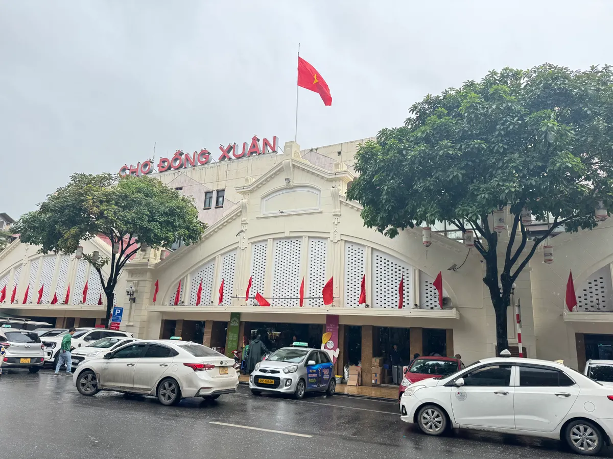 MẶT PHỐ HOÀN KIẾM – TT PHỐ CỔ S=70M*5T VỈA HÈ RỘNG KINH DOANH ĐA DẠNG DÒNG TIỀN 150TR/THÁNG