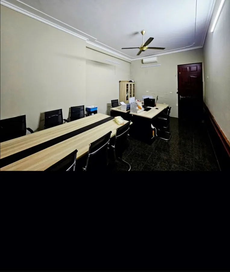 Bán Nhà Trần Kim Xuyến. Cầu Giấy. Ô Tô. Vỉa Hè. DT 91m2. MT 4.2m. 4 Tầng. Giá 42.2 Tỷ.