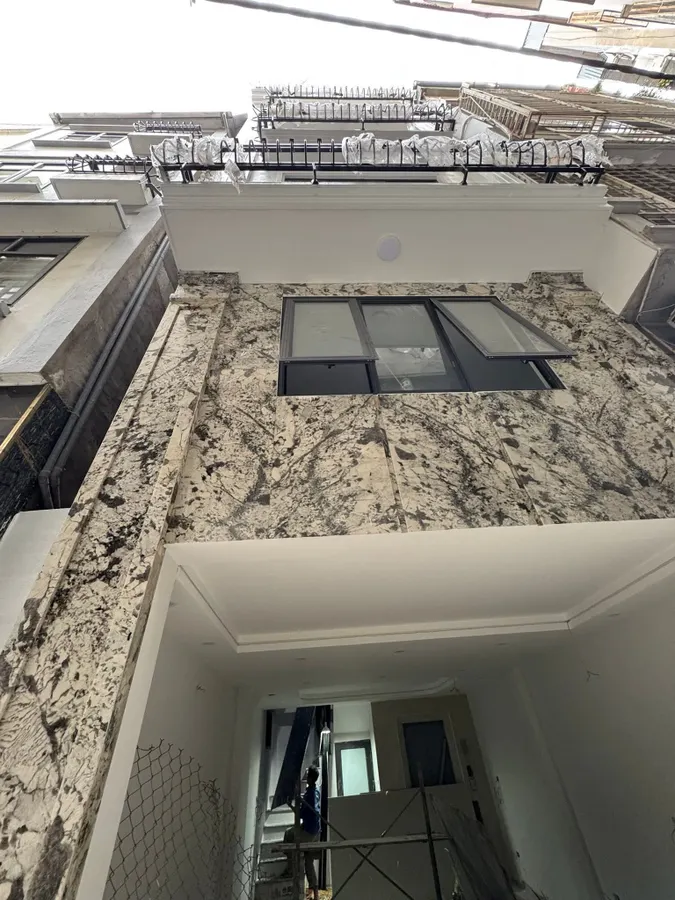 [255] CỰC PHẨM ĐỐNG ĐA - PHỐ VIP NGÕ ĐẸP - 6T TM- KD GIA ĐÌNH - SỔ ĐỎ NÉT CĂNG. GIÁ 18.8 TỶ