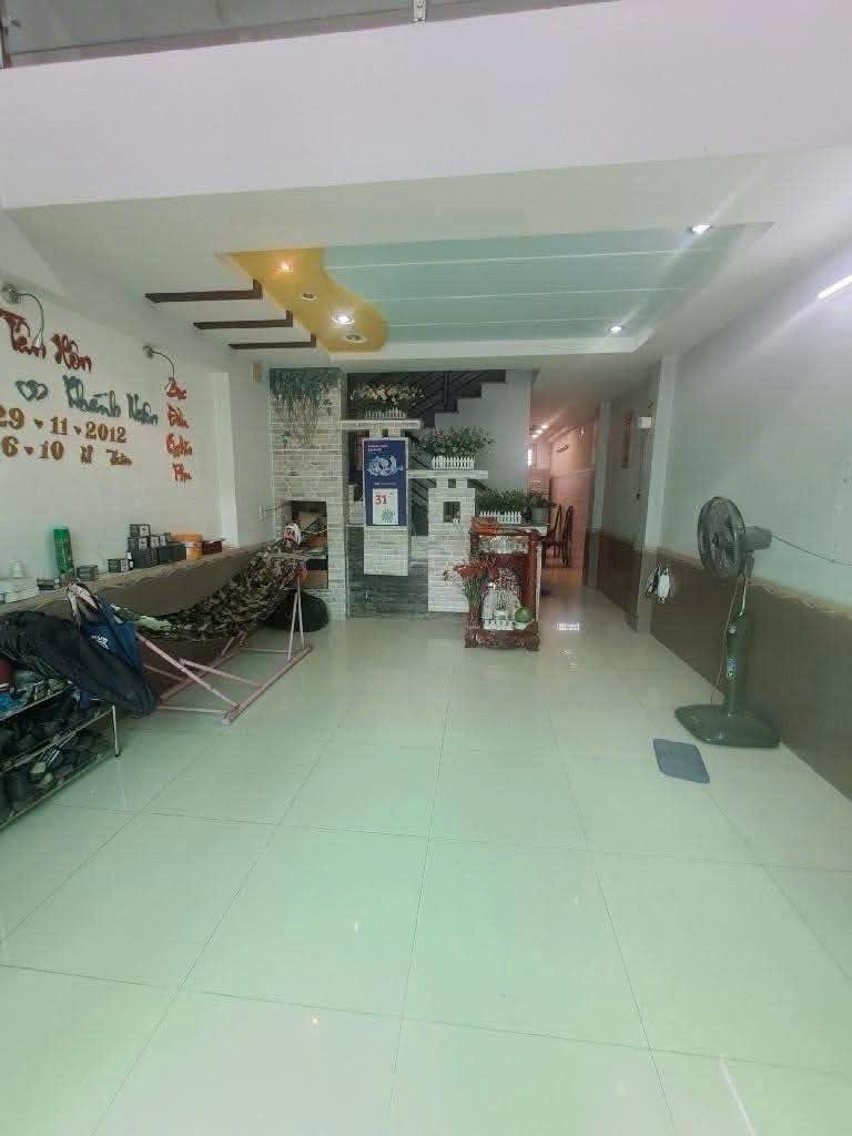 Bán nhà phường 13 Tân Bình, hẻm 111 Tân Hải; 5,5x13m - khu Etown