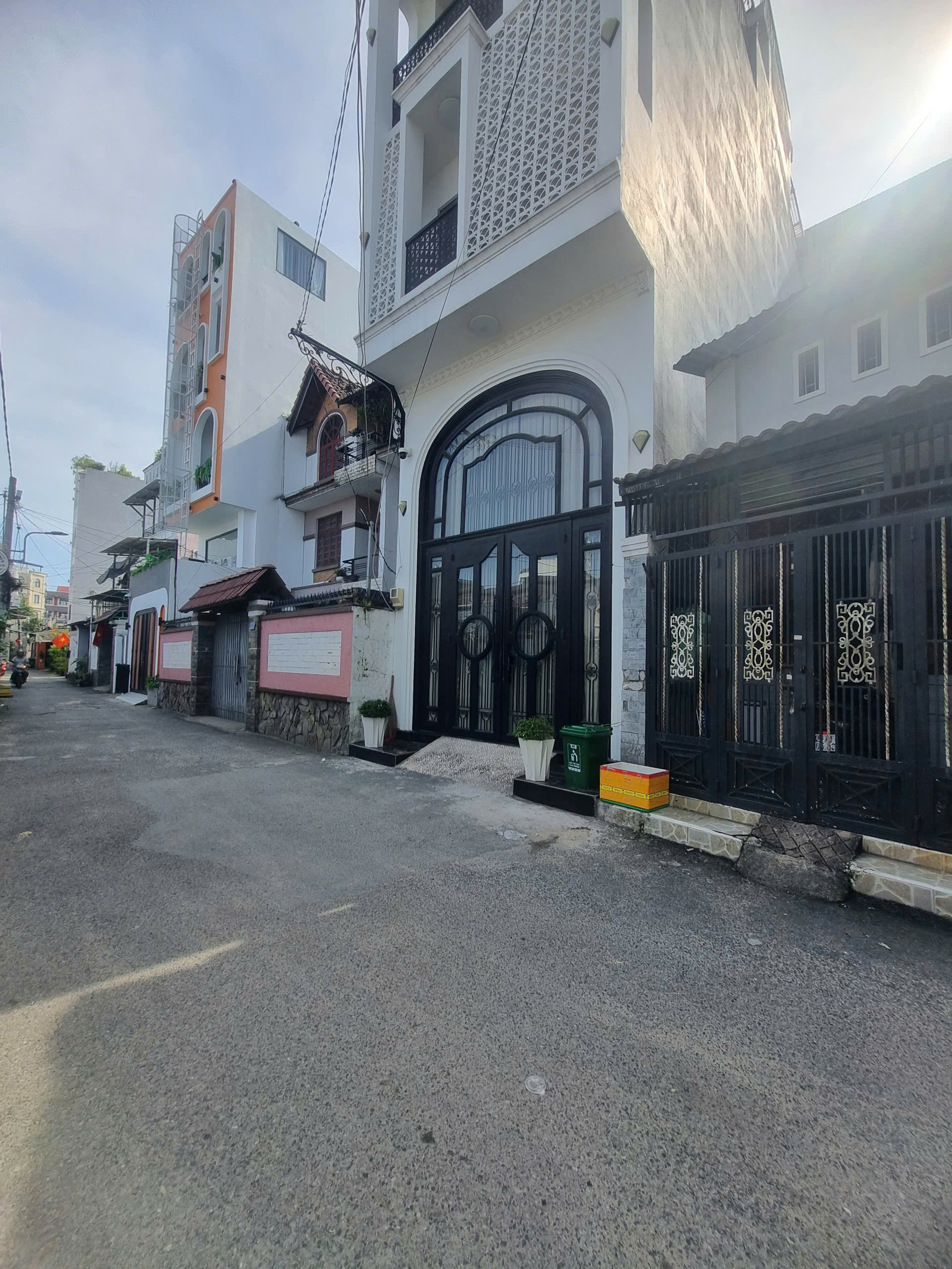 GIÁ QUÁ TỐT, Nhà HXH thông Phan Huy Ích, 76m2, 6.6 tỷ TL 0964364745