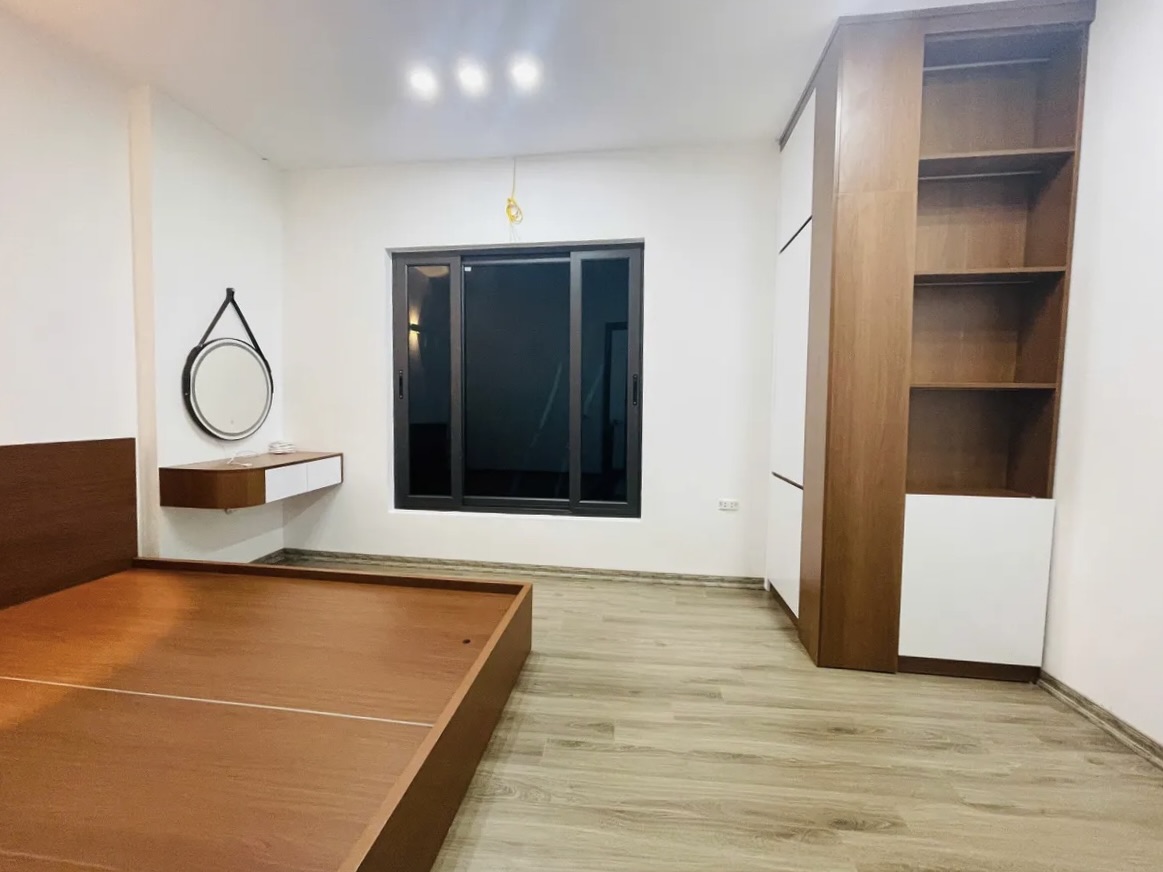 Bán nhà lô góc Khâm Thiên Đống Đa 30.5m² 4 tầng 6PN full nội thất sổ đỏ 8.5 tỷ