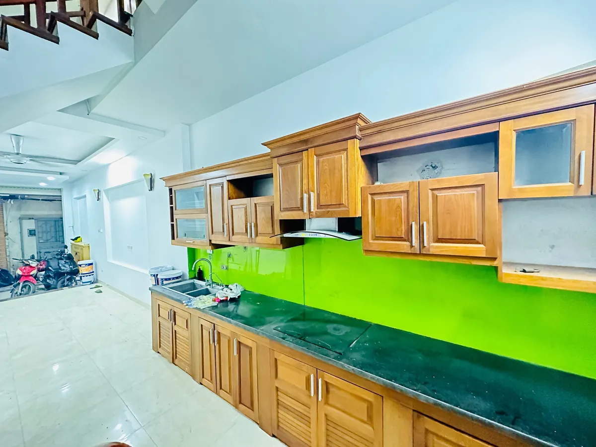 Khương Thượng Đống Đa – Nhà 5 tầng chắc chắn, 3 ngủ, ngõ thông 20m