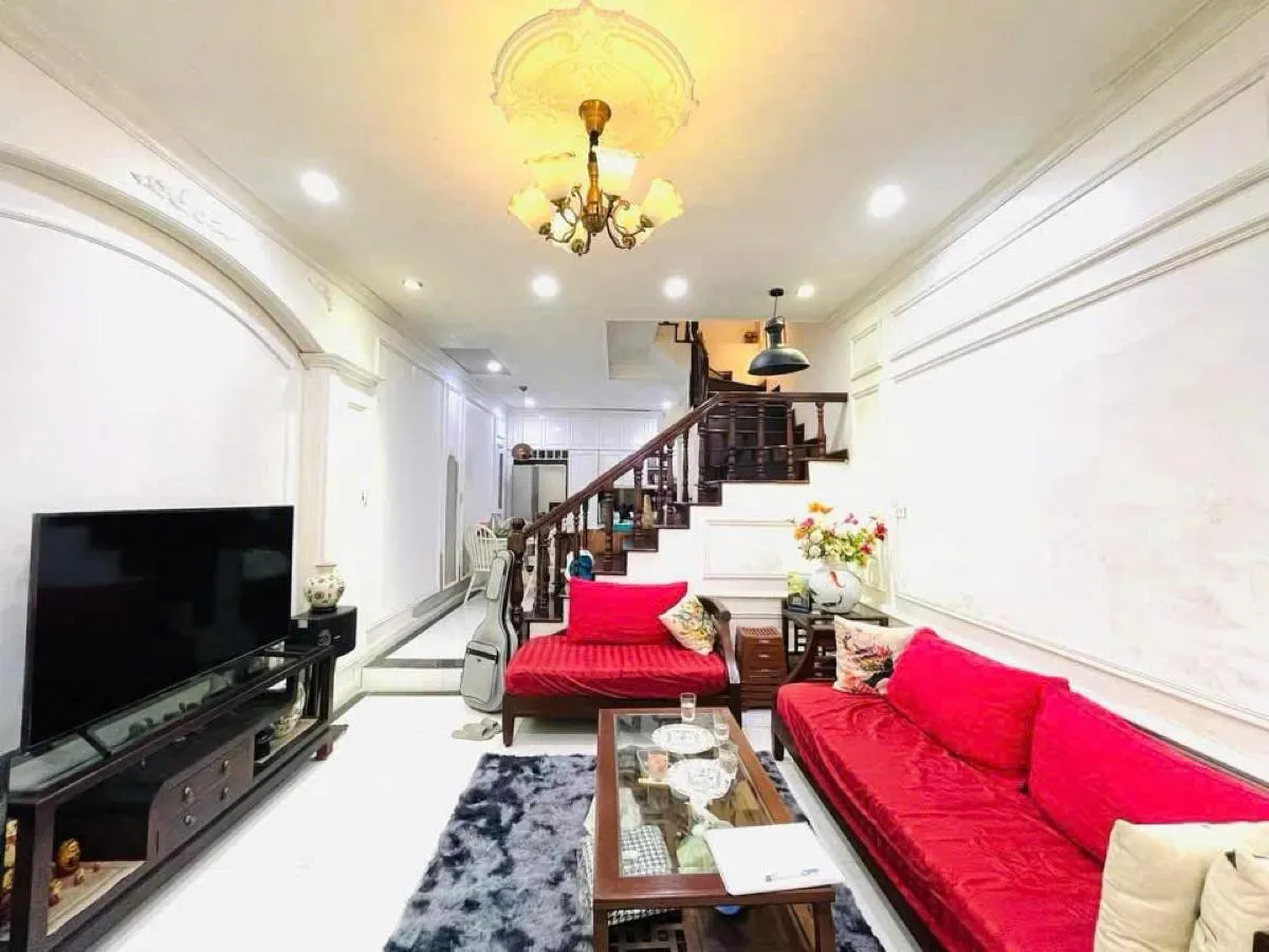 Thái Hà – Đống Đa – 4 tầng 4 ngủ 60m² – Ô tô đỗ cửa – Nhà dân xây chắc chắn