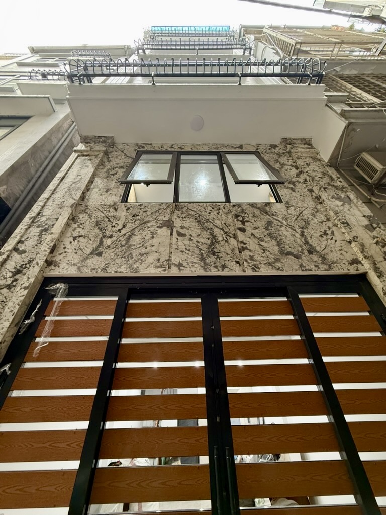 Thái Hà Đống Đa – Nhà mới 6 tầng thang máy, sổ đỏ vuông, full nội thất, giá 18.8 tỷ