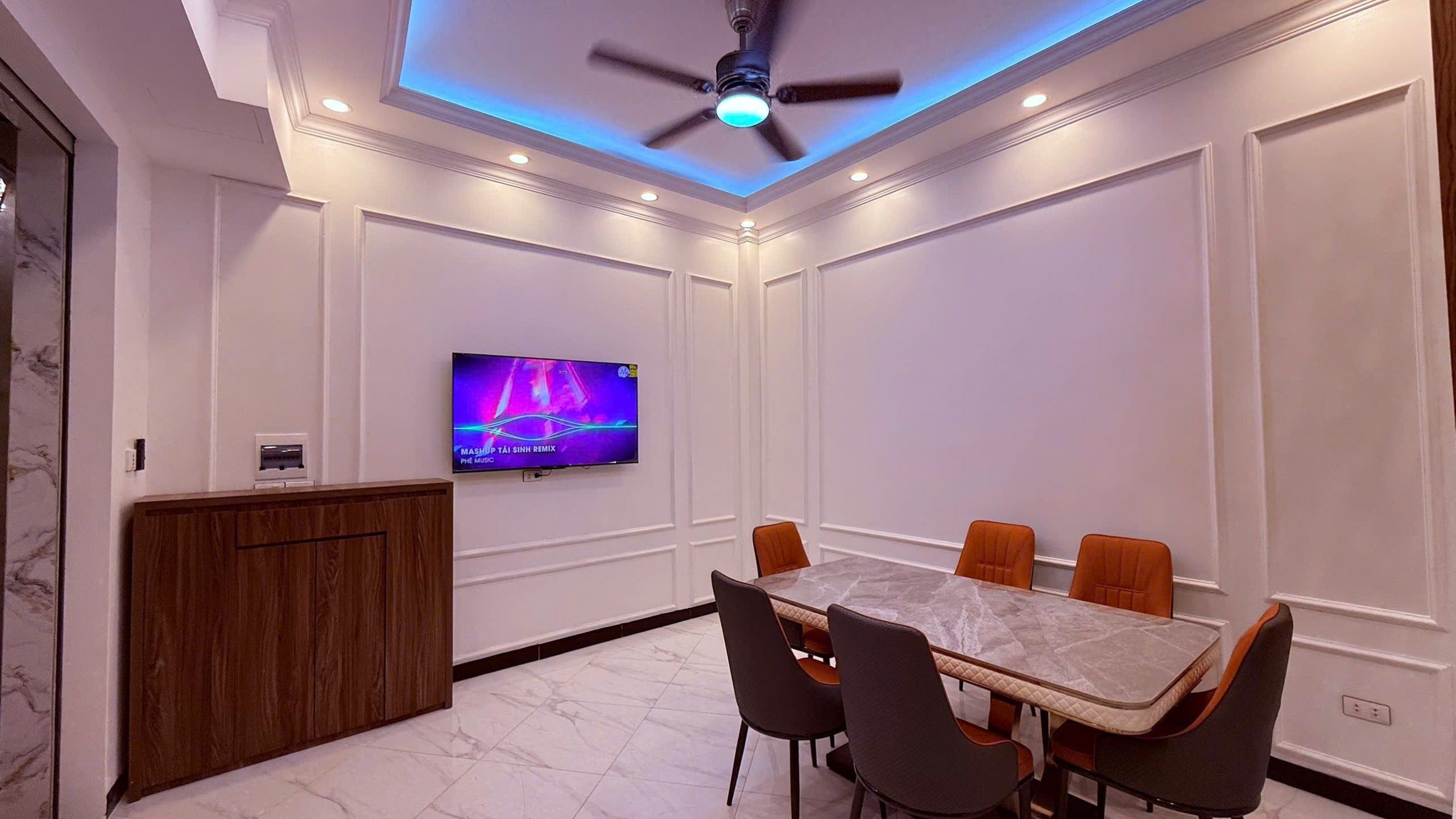 ️️BA ĐÌNH TÂY HỒ - NGÕ NÔNG GẦN PHỐ - NHÀ ĐẸP Ở NGAY - NỘI THẤT SANG XỊN - SỔ ĐỎ HOA KHÔI - GIÁ GIA LỘC MỎNG DT 30M*5T, MT 4M, GIÁ 7.98 TỶ ....