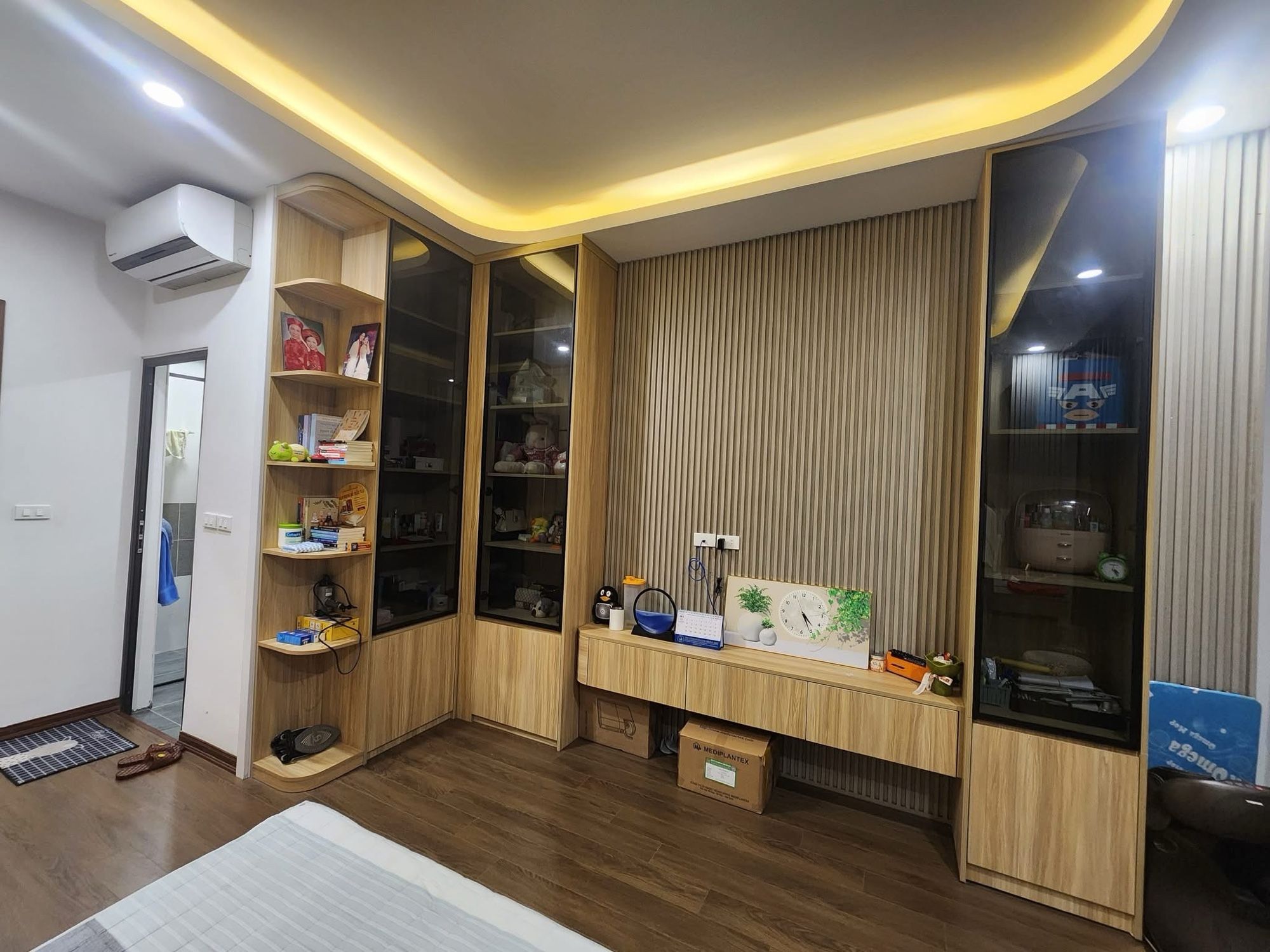 BÁN NHÀ BÁT KHỐI– 31.2m²,4 TẦNG,GARA Ô TÔ – Ngõ Thông– Lô Góc 2 Thoáng – Trung Tâm Sầm Uất