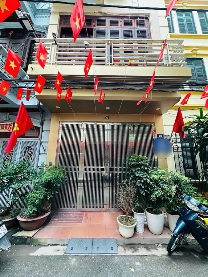 [872] SIÊU HIẾM! NHÀ PHÂN LÔ, 40M, MT 4M Ô TÔ BÀN CỜ, VỈA HÈ, SÁT PHỐ! VỊ TRÍ KINH DOANH/VP VÔ ĐỐI!