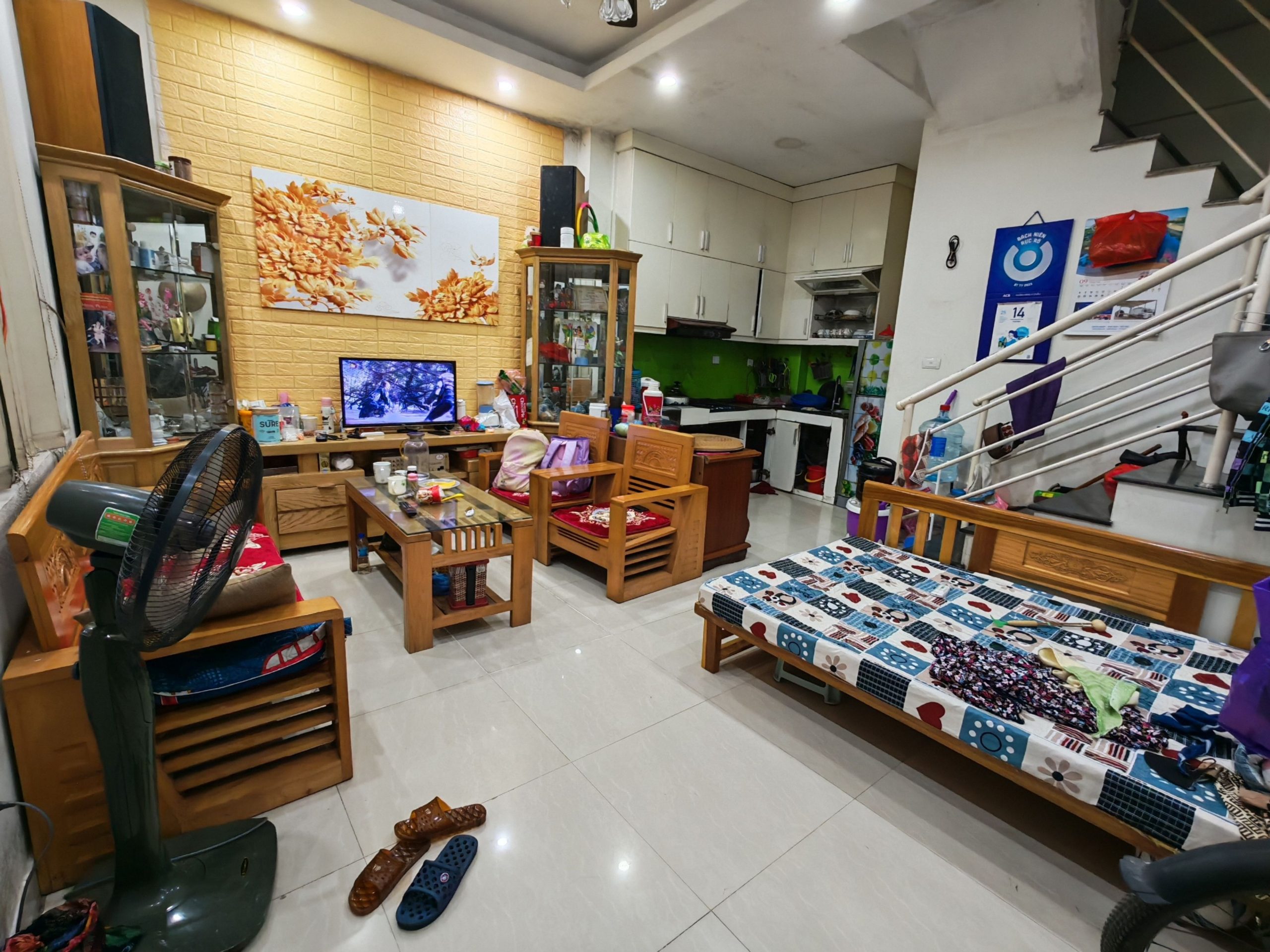 Bán nhà Bồ Đề 30m², 5 tầng, mặt tiền 5m – Ô tô đỗ cổng – Nhà đẹp trung tâm Long Biên