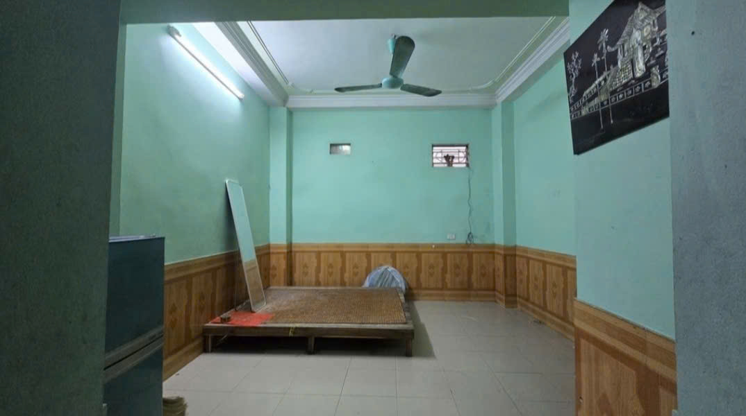 Cho thuê nhà riêng Cầu Diễn, 25m² x 3 tầng, 3 phòng, khách – bếp, 2 vệ sinh 7,5 triệu