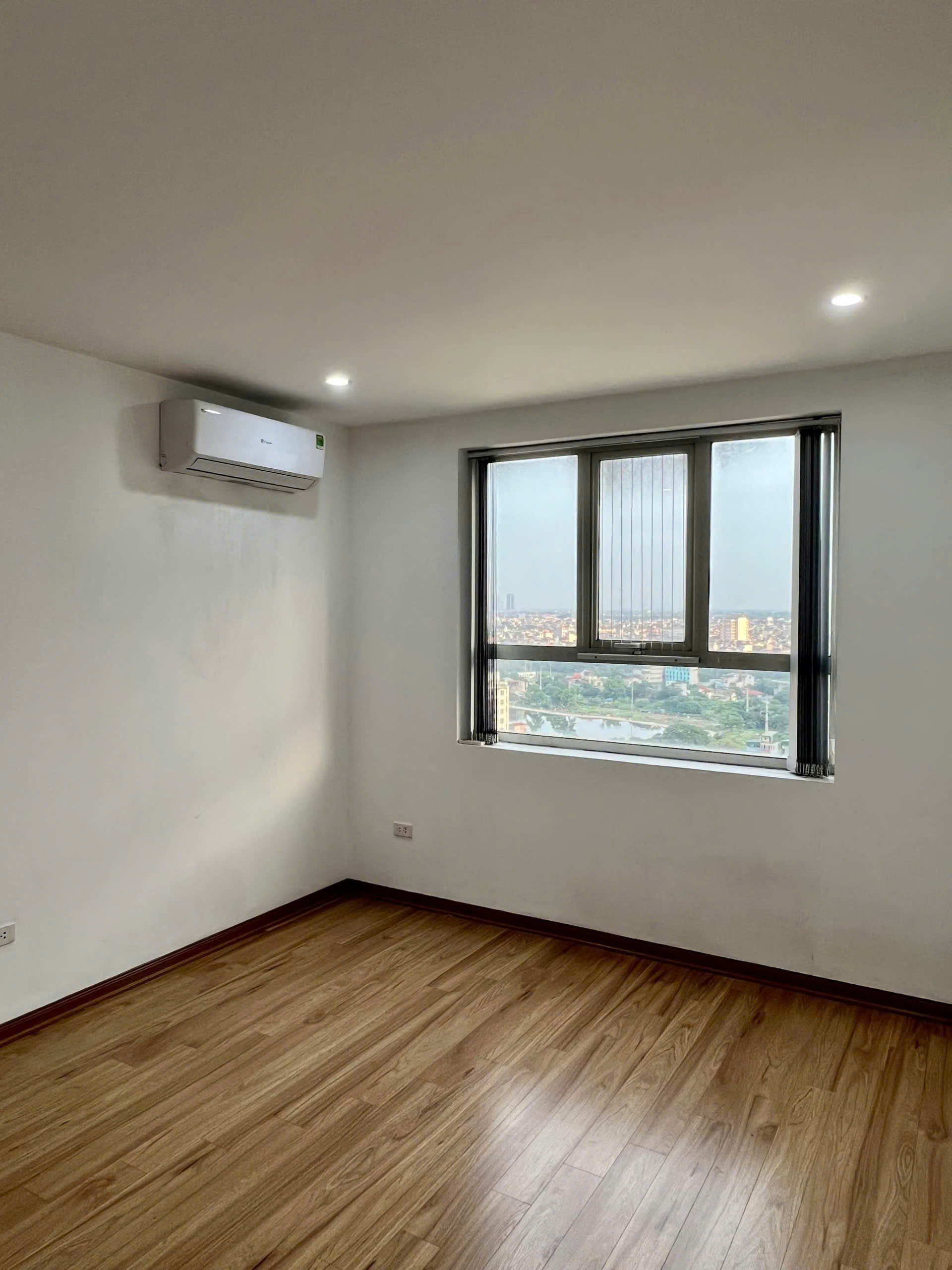Cho thuê căn hộ Vinahud – 536 Minh Khai, 75 m², thiết kế 2 phòng ngủ – 2 WC, 11.5 triệu