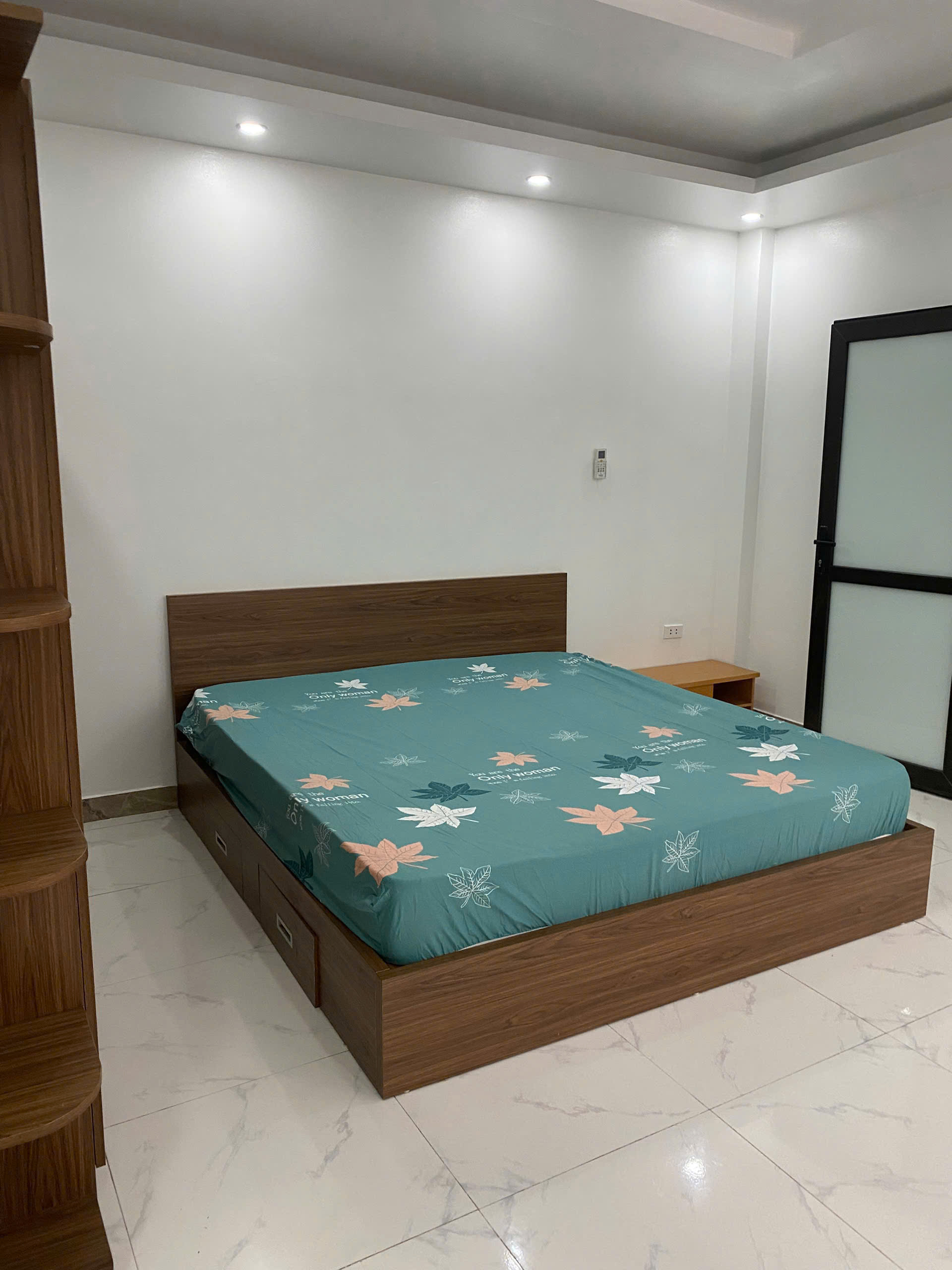 Cho thuê nhà Tây Trà 35m2 x 3 tầng, 3 ngủ, 3 vệ sinh, 10 Triệu ở hộ gia đình