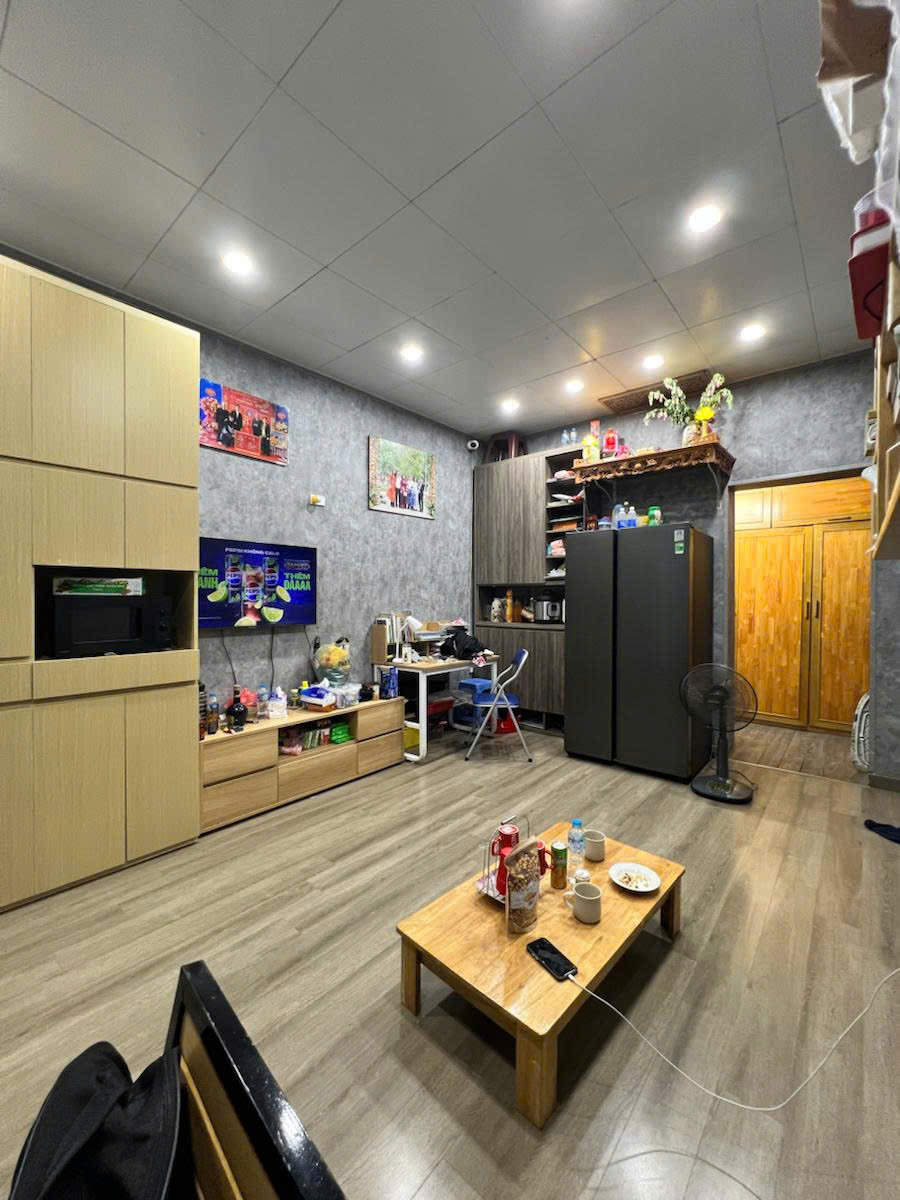 Cho thuê nhà tập thể tầng 3 Dốc Thọ Lão, 80m² 6,5 triệu/tháng