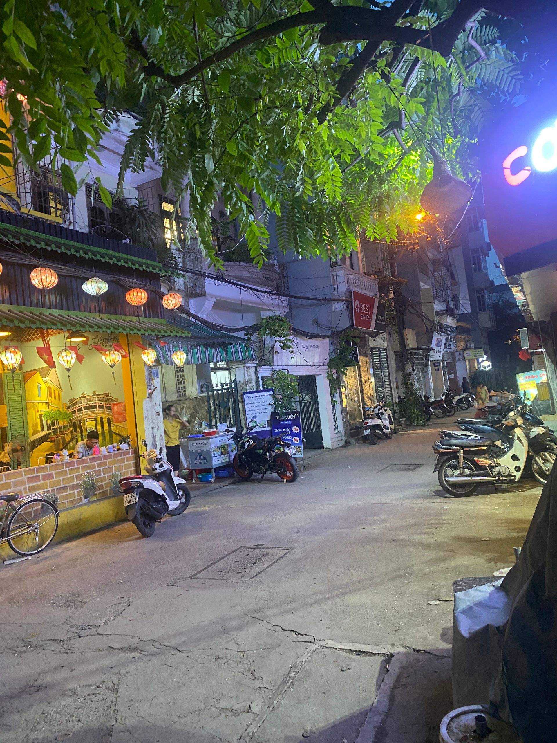 TÂY SƠN - TRUNG TÂM ĐỐNG ĐA - PHÂN LÔ, Ô TÔ TRÁNH ĐỖ- 2 THOÁNG TRƯỚC SAU - KINH DOANH BẤT CHẤP - SỔ VUÔNG ĐẸP - NỞ HẬU XÍU DT 70M X 4T MT 4.2M GIÁ 21.2 Tỷ,,