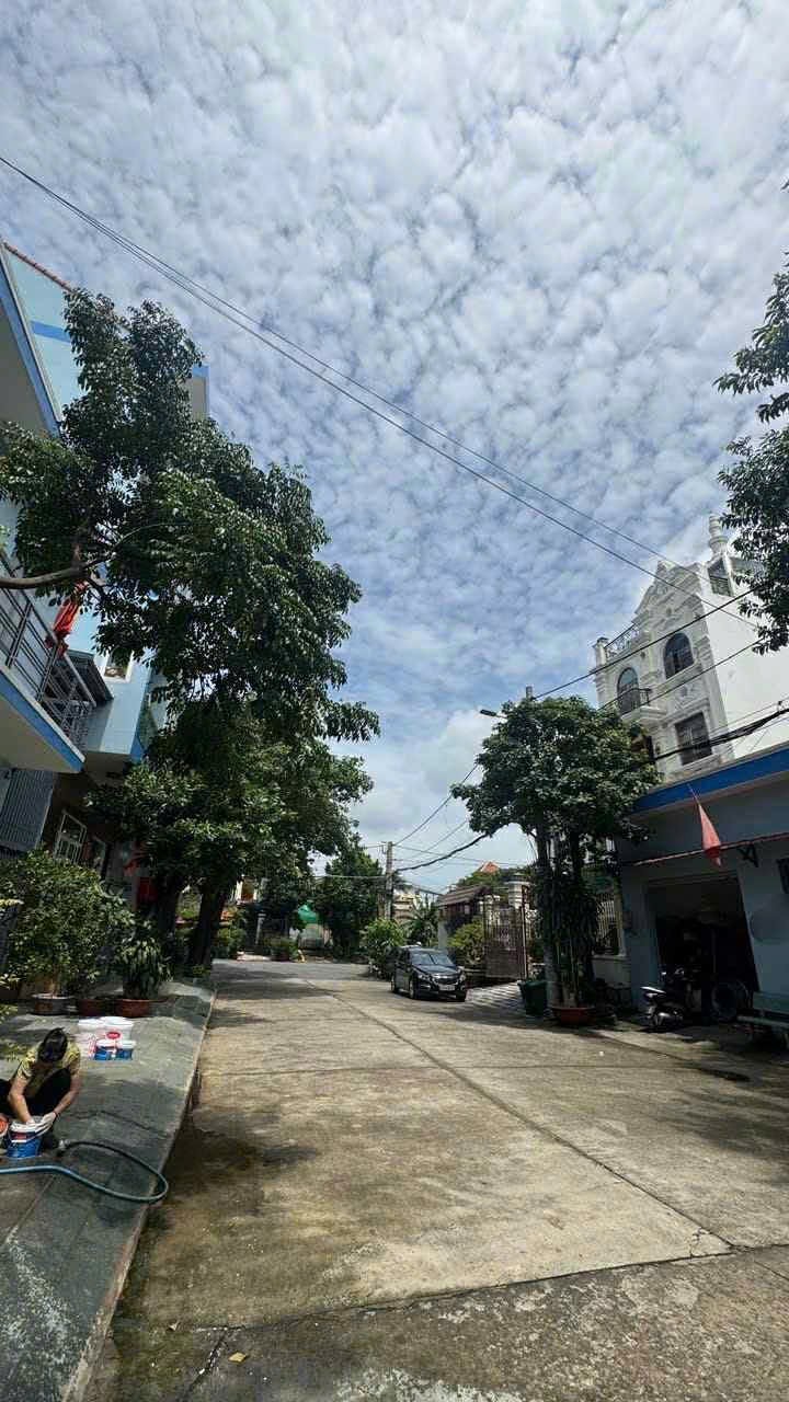 Nhà bên sông Hiệp Bình Chánh, Thủ Đức, Gần Gigamall - Nhẹ 12 đồng