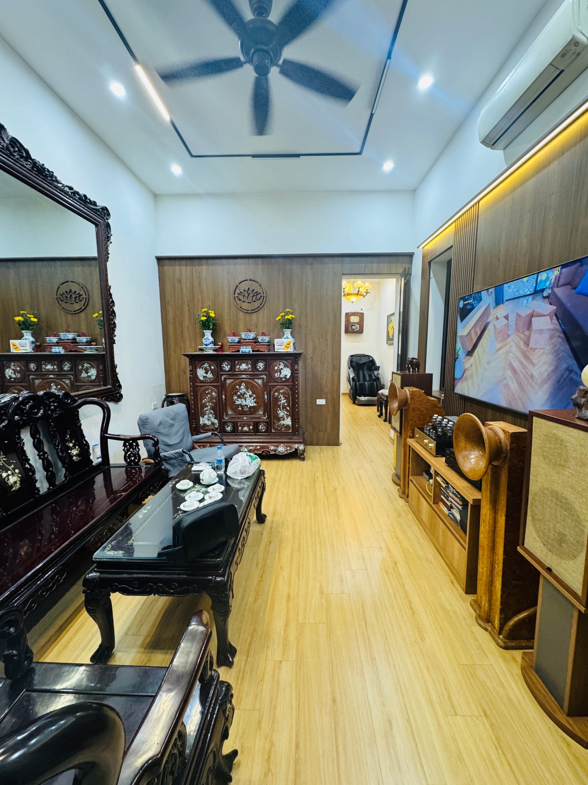 Bán nhà Huỳnh Tấn Phát, Long Biên – 72m2, 3 tầng – Vị trí vàng, tiềm năng sinh lời cao