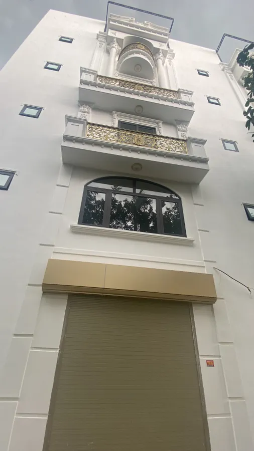 BÁN NHÀ MƠI 6 TẦNG Ô TÔ ĐỖ CỬA- VÀO NHÀ KINH DOANH Phố Nguyễn Văn Linh 9.8 tỷ Long Biên Hà Nội.