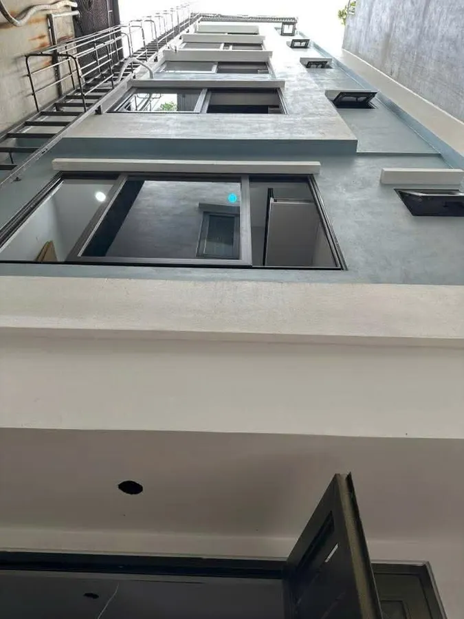 HÀNG KHỦNG CẦU GIẤY - TÒA NHÀ DÒNG TIỀN - 7 TẦNG THANG MÁY - NỘI THẤT SANG XỊN - SỔ ĐỎ HOA KHÔI