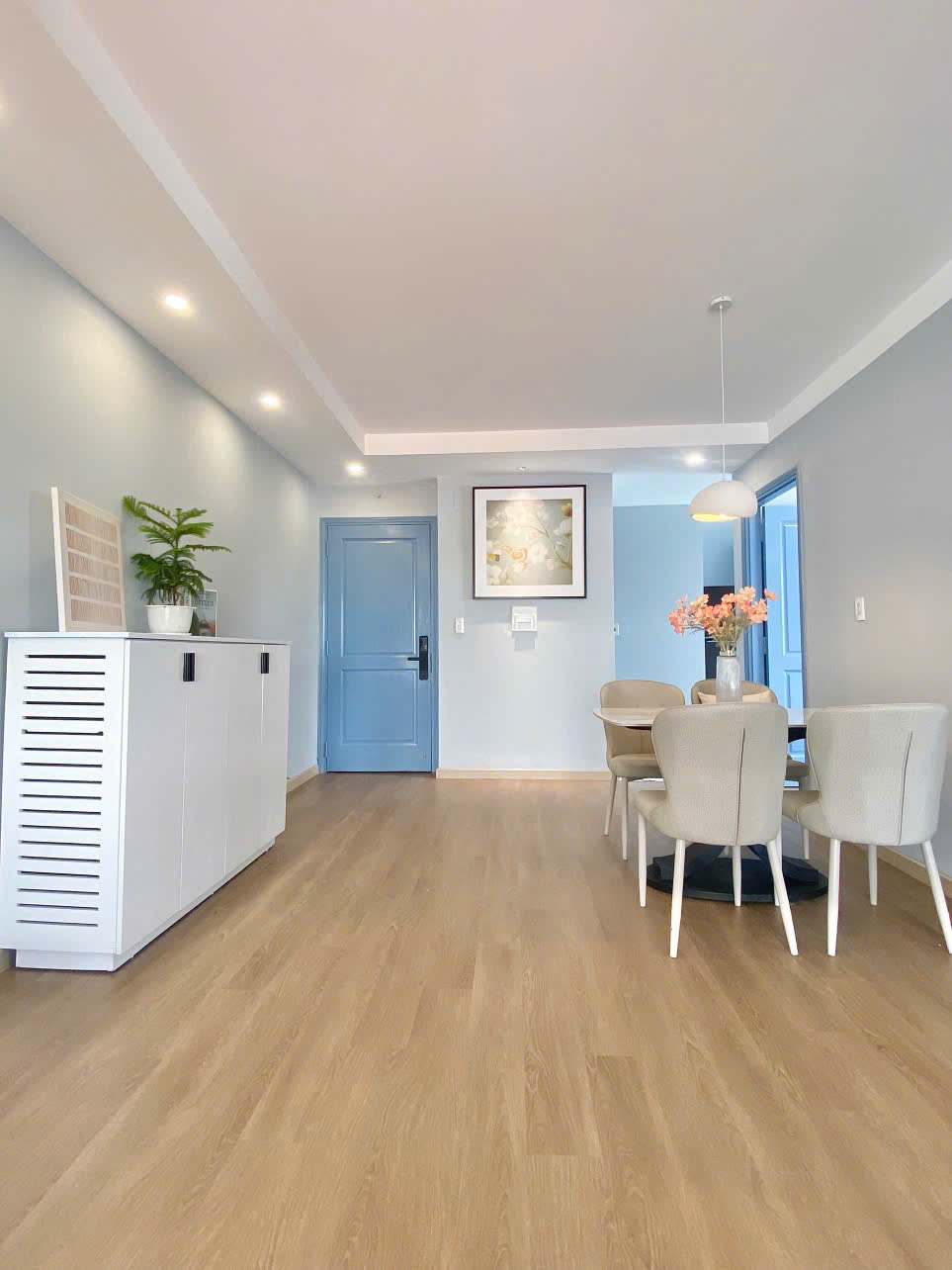 - Hàng hiếm ‼️ Bán căn góc 2 phòng ngủ với view sân vườn tại TP biển Nha Trang (‼️Có ngay dòng