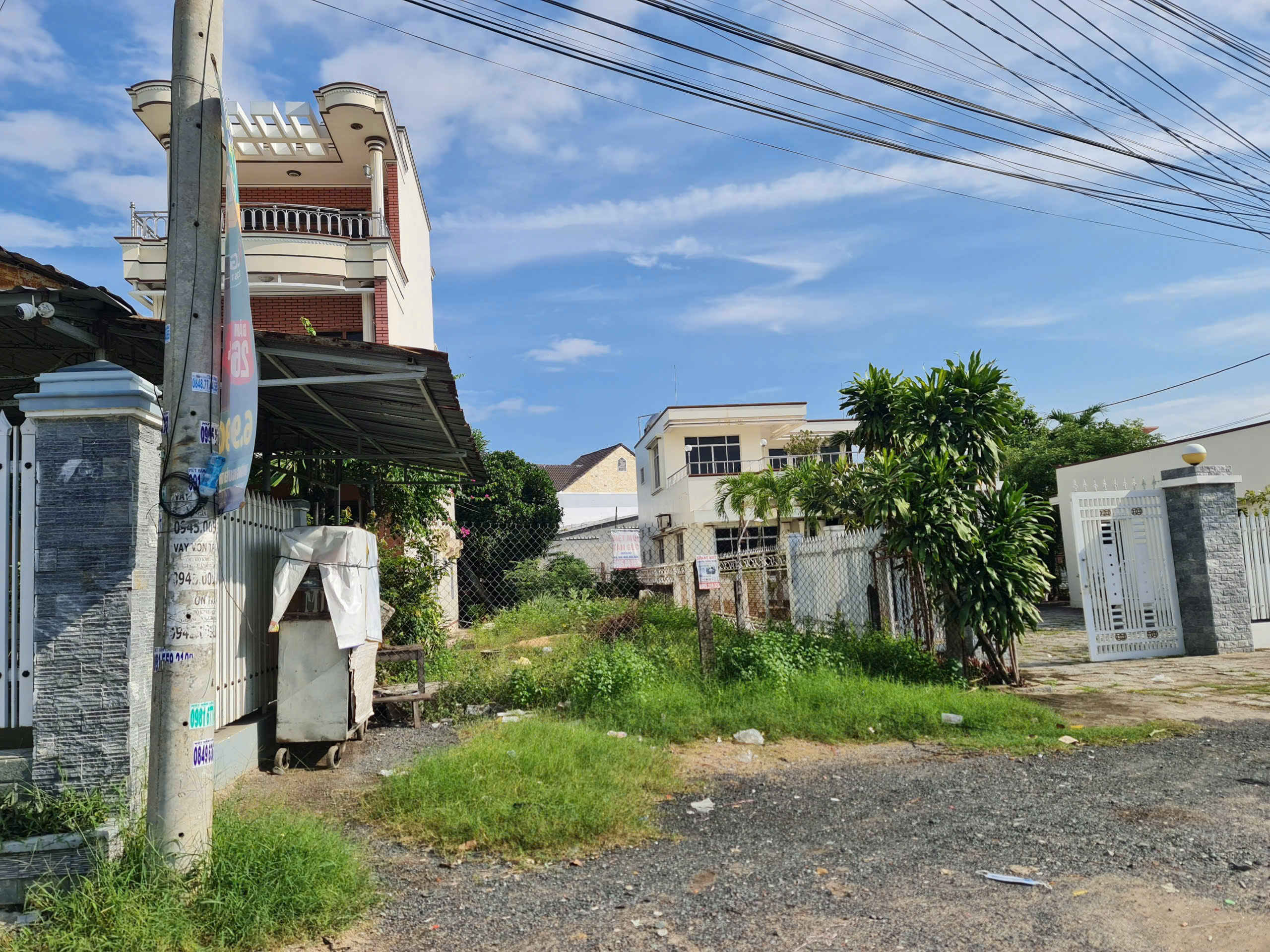 Đất mặt tiền ql1a phường Ninh Hà( phường Hòa Thắng mới) tỉnh Khánh Hoà. Diện tích 212m2 ngang 7m Giá bán nhanh