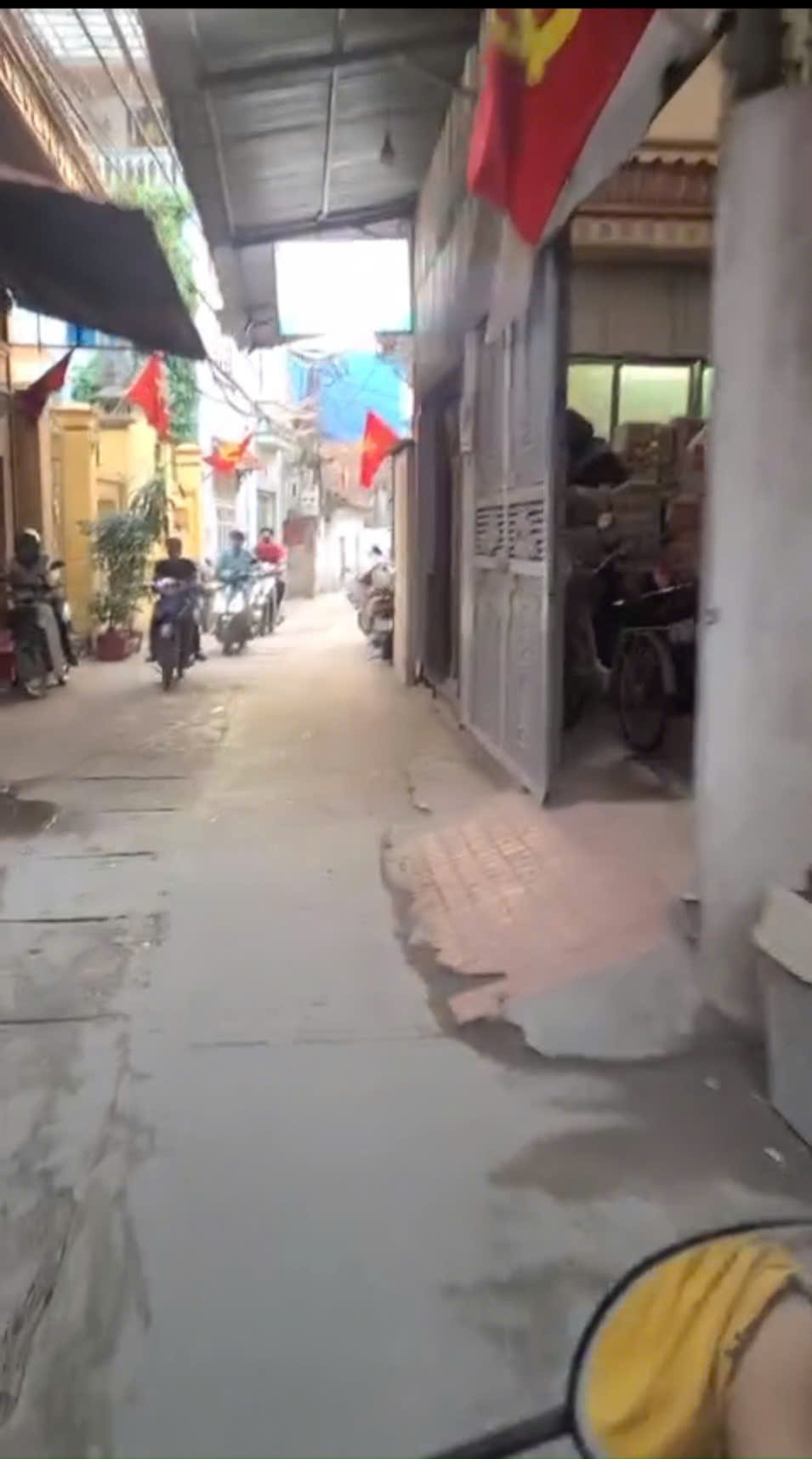 CC CẦN BÁN LÔ ĐẤT Ở ĐỨC THƯỢNG. HOÀI ĐỨC .HÀ NỘI. 42M NGÕ NÔNG GẦN Ô TÔ TRÁNH . GIÁ CHỈ NHỈNH 3X TỶ. NHANH TAY GỌI