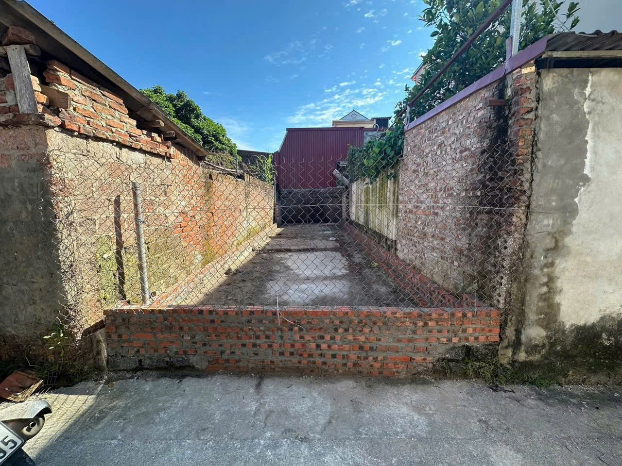 SIÊU PHÂM ĐỨC THƯỢNG .HOÀI ĐỨC .HÀ NỘI 42M NGỖ NÔNG GẦN ĐƯỜNG Ô TÔ TRÁNH. GẦN CHỢ.HỒ ĐIỀU HÒA. GIÁ CHỈ HƠN