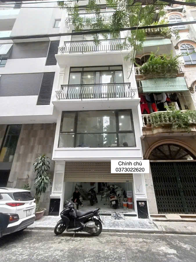 Bán nhà phân lô phố Nguyên Hồng – 9 tầng thang máy – 55m – phù hợp làm văn phòng công ty