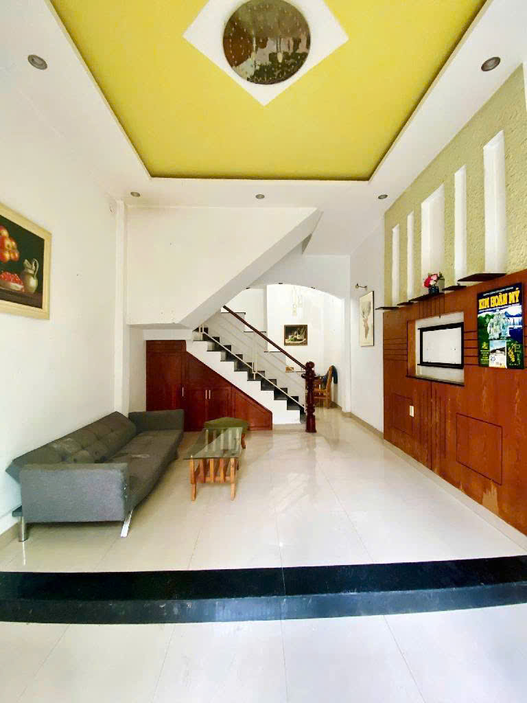 NHÀ HẺM XE HƠI ÂU CƠ - ĐANG CHO THUÊ DÒNG TIỀN MỖI THÁNG HƠN 10TR- FULL NỘI THẤT - 3 TẦNG - 44M2 - ( 4x11) - GIÁ HƠN 6