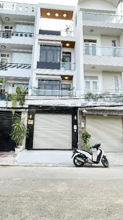 NHÀ HẺM XE HƠI 8M - HÒA BÌNH - MỚI FULL NỘI THẤT - 52M2 - (4x13) - 4 TẦNG - GIÁ 8.8 TỶ.