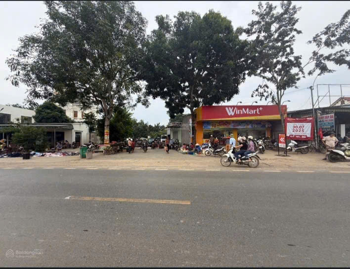 Xả lỗ lô đất Thạch Qảng, TH. Vị trí đắc địa Sát KCN, ngay đường mòn Hồ Chí Minh, Diện tích 212,4m2 full thổ cư giá 195