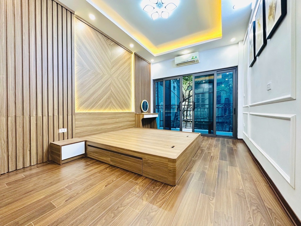 BÁN NHÀ QUẬN THANH XUÂN OTO KD NHÀ ĐEP NHỈNH 15 TỶ