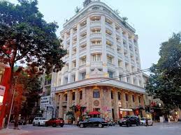 MẶT PHỐ HÀNG BUỒM QUẬN HOÀN KIẾM 130M*8T THANG MÁY VỈA HÈ KINH DOANH ĐA DẠNG GIÁ 95 TỶ