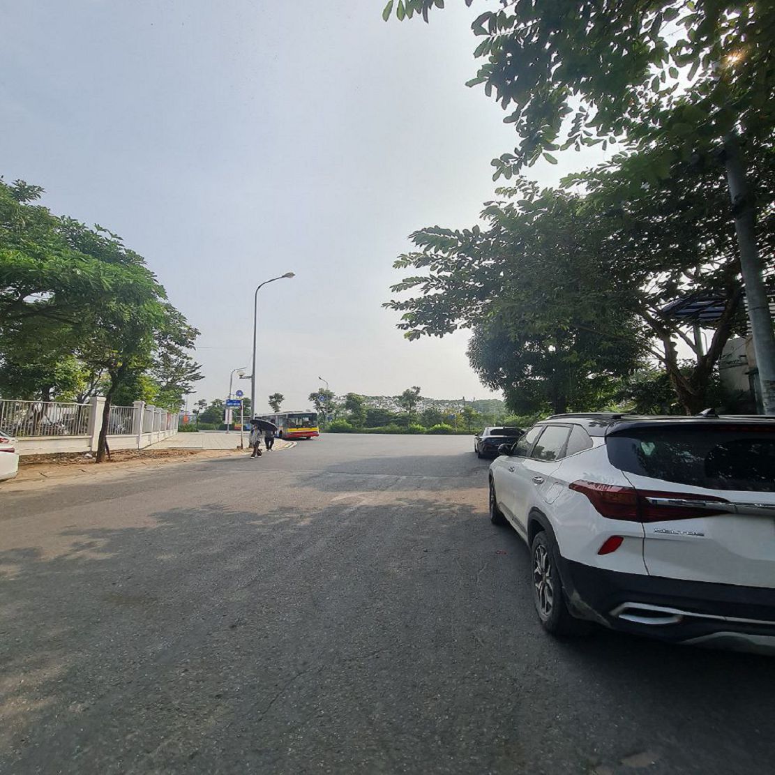 Đất mặt tiền 4,6m, 72m², trung tâm Long Biên – LH 0989894845