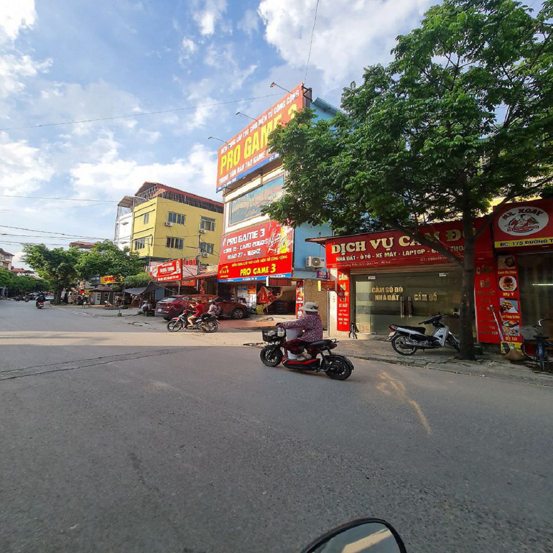 Hiếm! Nhà 111m2, MT 7m, 4PN tại Đông Dư, Gia Lâm. Ô tô vào nhà, ở sướng. 11.x tỷ. Lh 0989894845