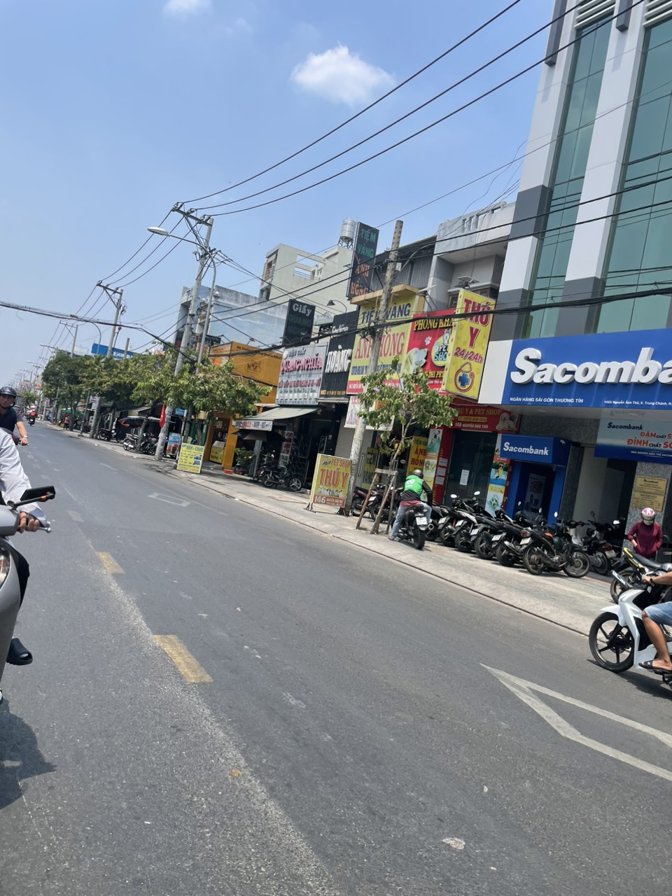 Bán nhà 2 mặt tiền ngang 26m tổng 2500m2 giá 170 tỷ Nguyễn Ảnh Thủ