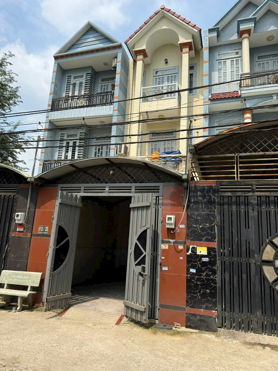 Cần bán nhà 3 tầng (4x22) MT đường 8m Bùi Văn Ngữ, Đông Quang, Hiệp Thành, Q12