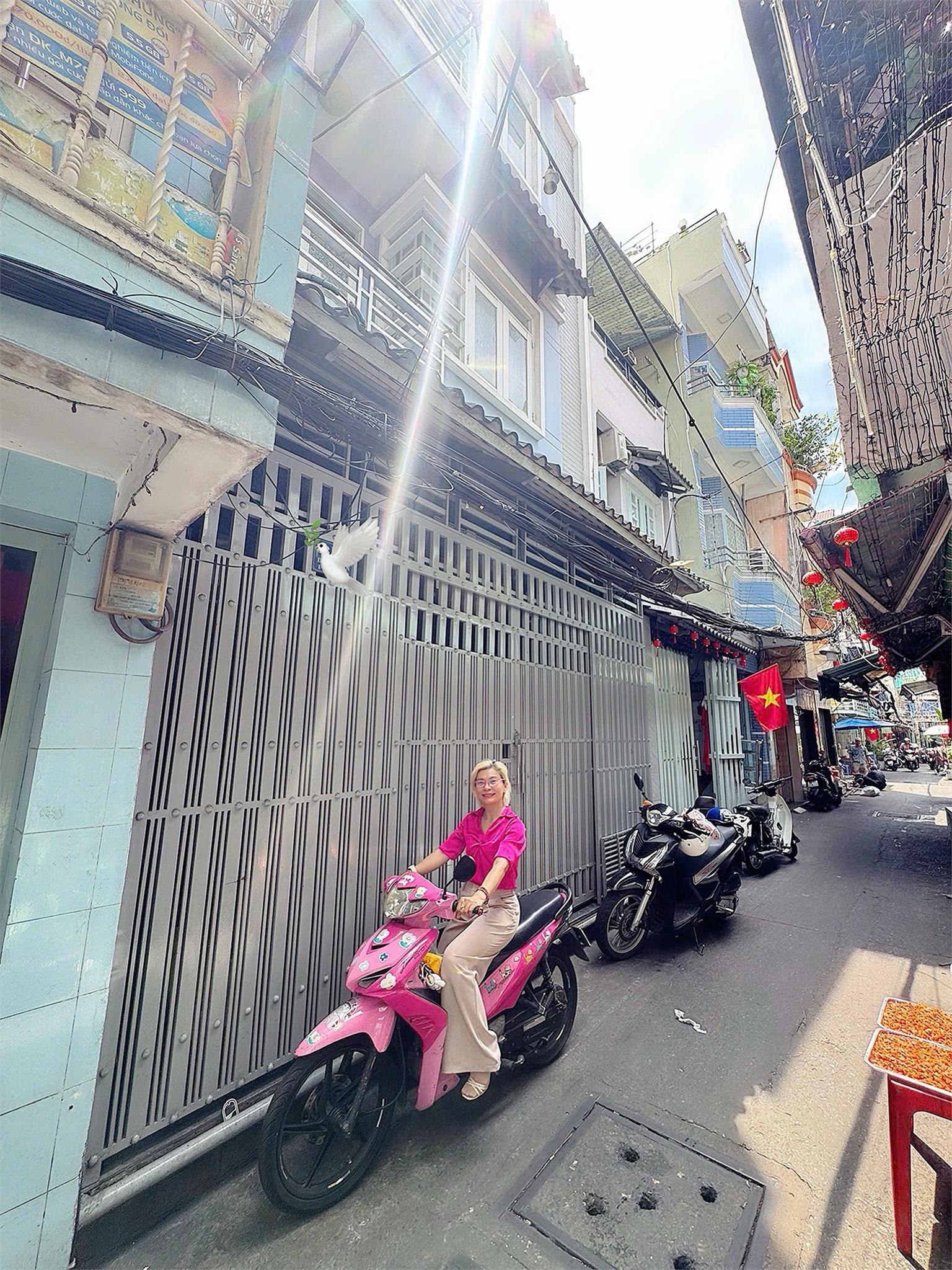 CHÍNH CHỦ BÁN NHÀ 2 MẶT TIỀN LỚN 12M ĐƯỜNG TÔN ĐẢN, QUẬN 4 - NGANG LỚN HIẾM 5,2M * 8M