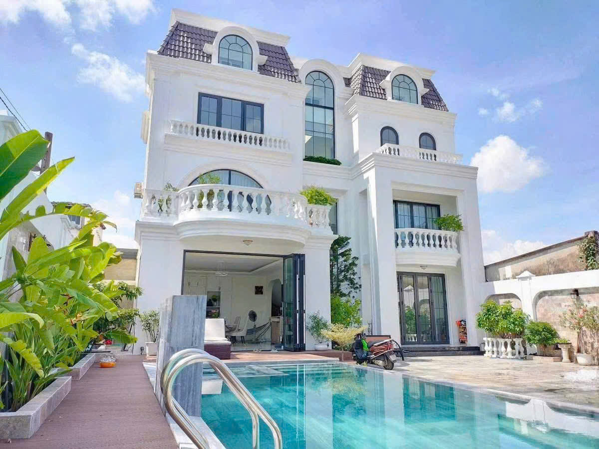 SIÊU BIỆT THỰ NGAY CÔNG VIÊN VÕ THỊ SÁU Q.12 THANG MÁY RIÊNG GIÁ 30T