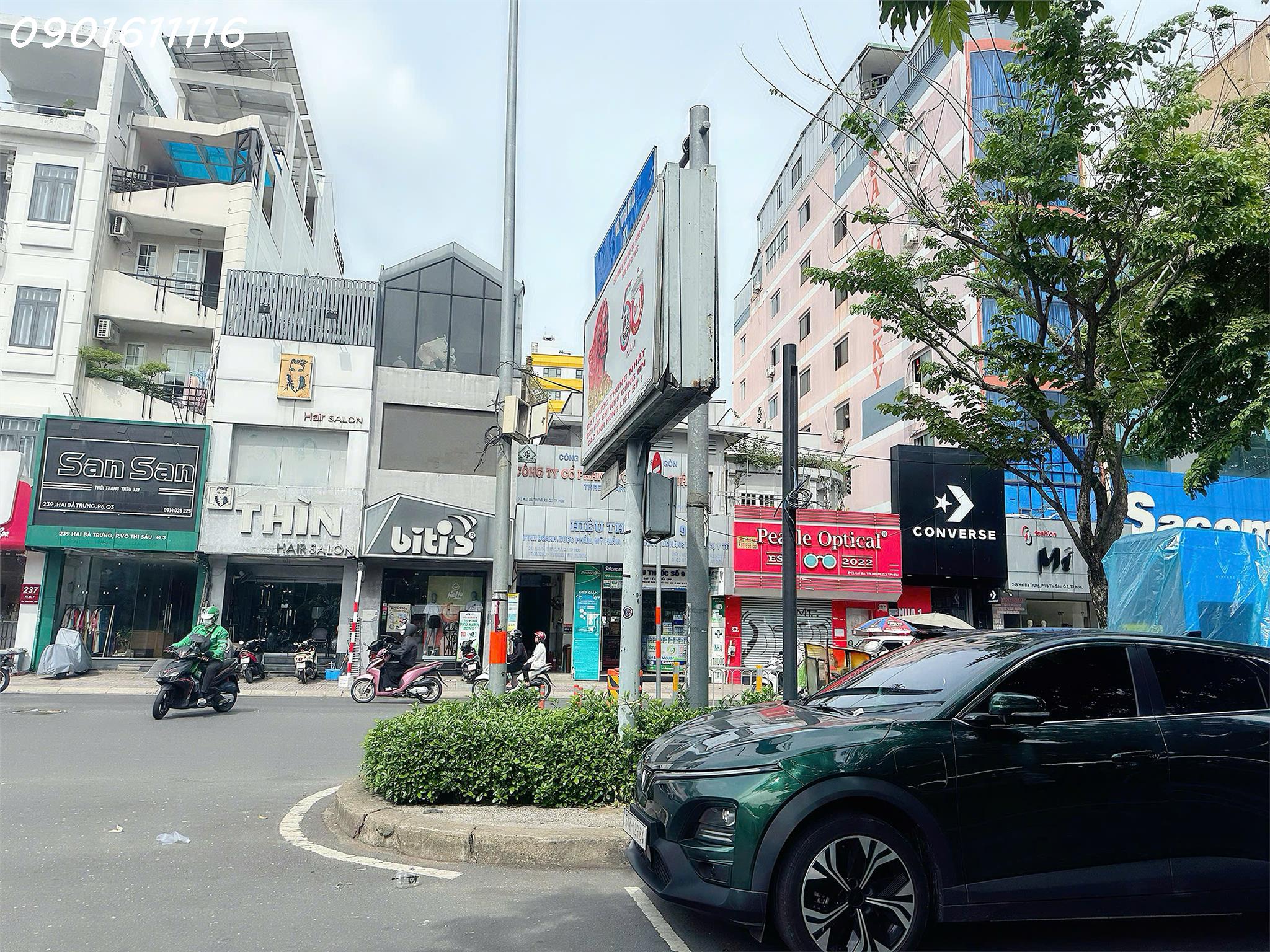 CHÍNH CHỦ BÁN NHÀ MẶT TIỀN Đ. HAI BÀ TRƯNG, QUẬN 3 - SẴN DÒNG TIỀN 100 TRIỆU/THÁNG