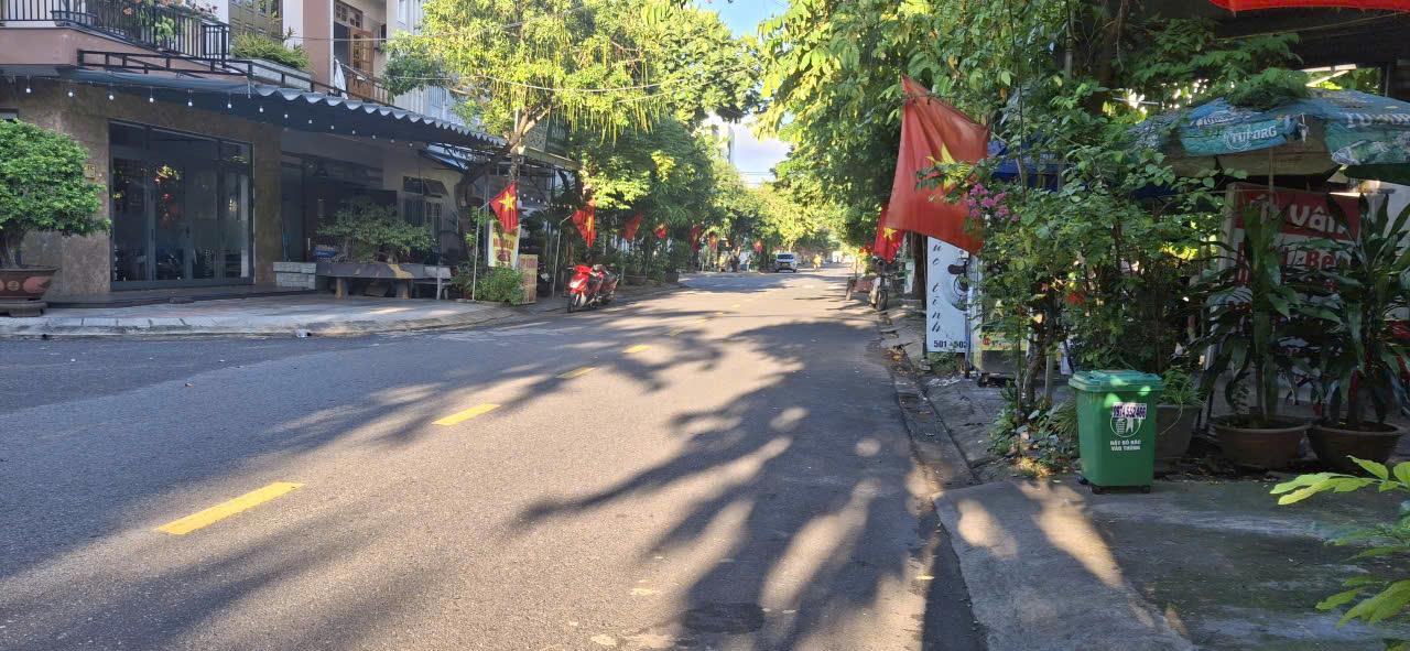 NHÀ 2 TẦNG MỚI ĐẸP – GẦN CẦU CẨM LỆ – ĐƯỜNG MẸ THỨ – CHỈ 6.49 TỶ!