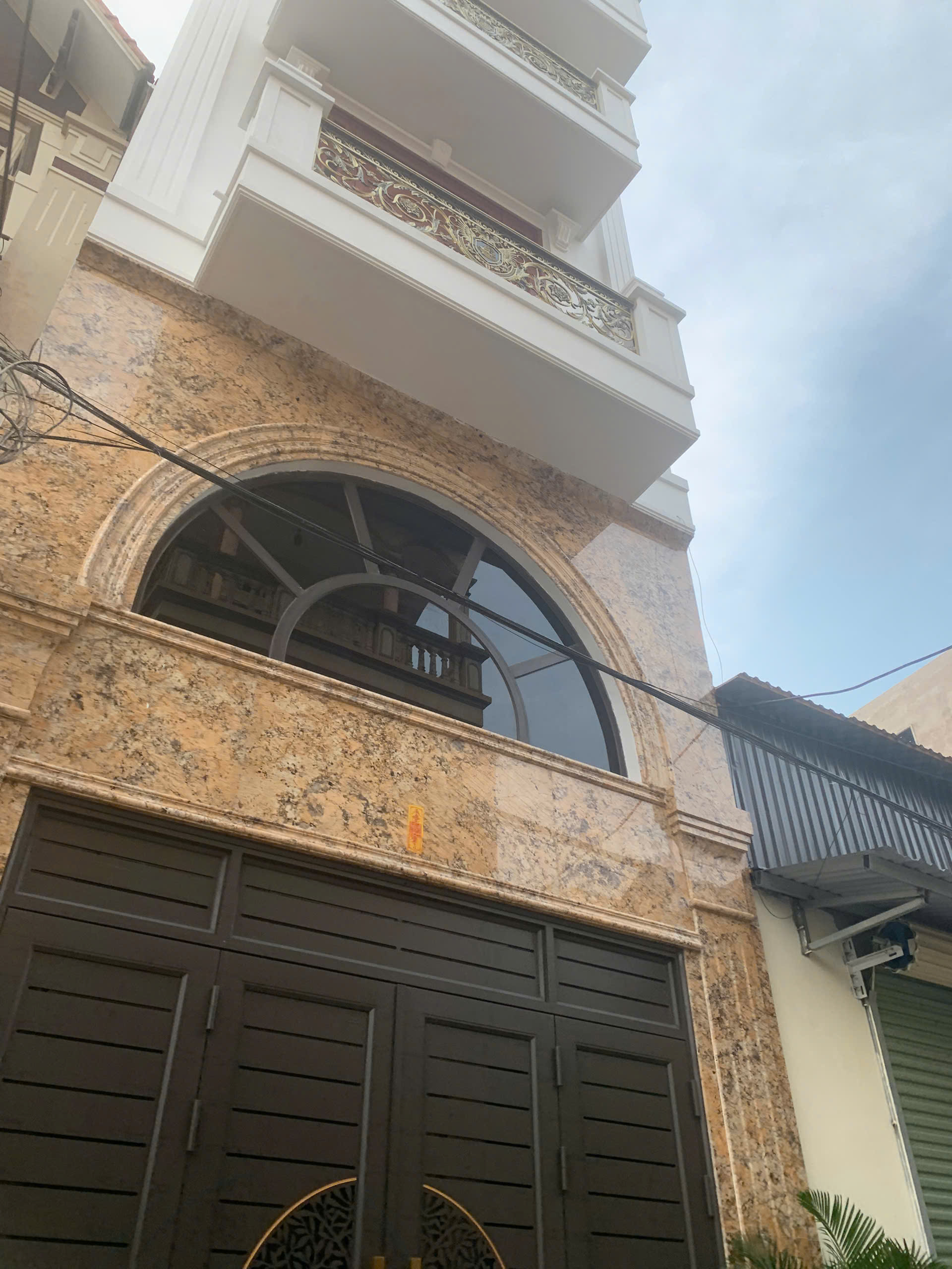 Bán nhà Khương Đình, Trung tâm Thanh Xuân, gần Kim Giang, 7 tầng, thang máy, oto đỗ cửa