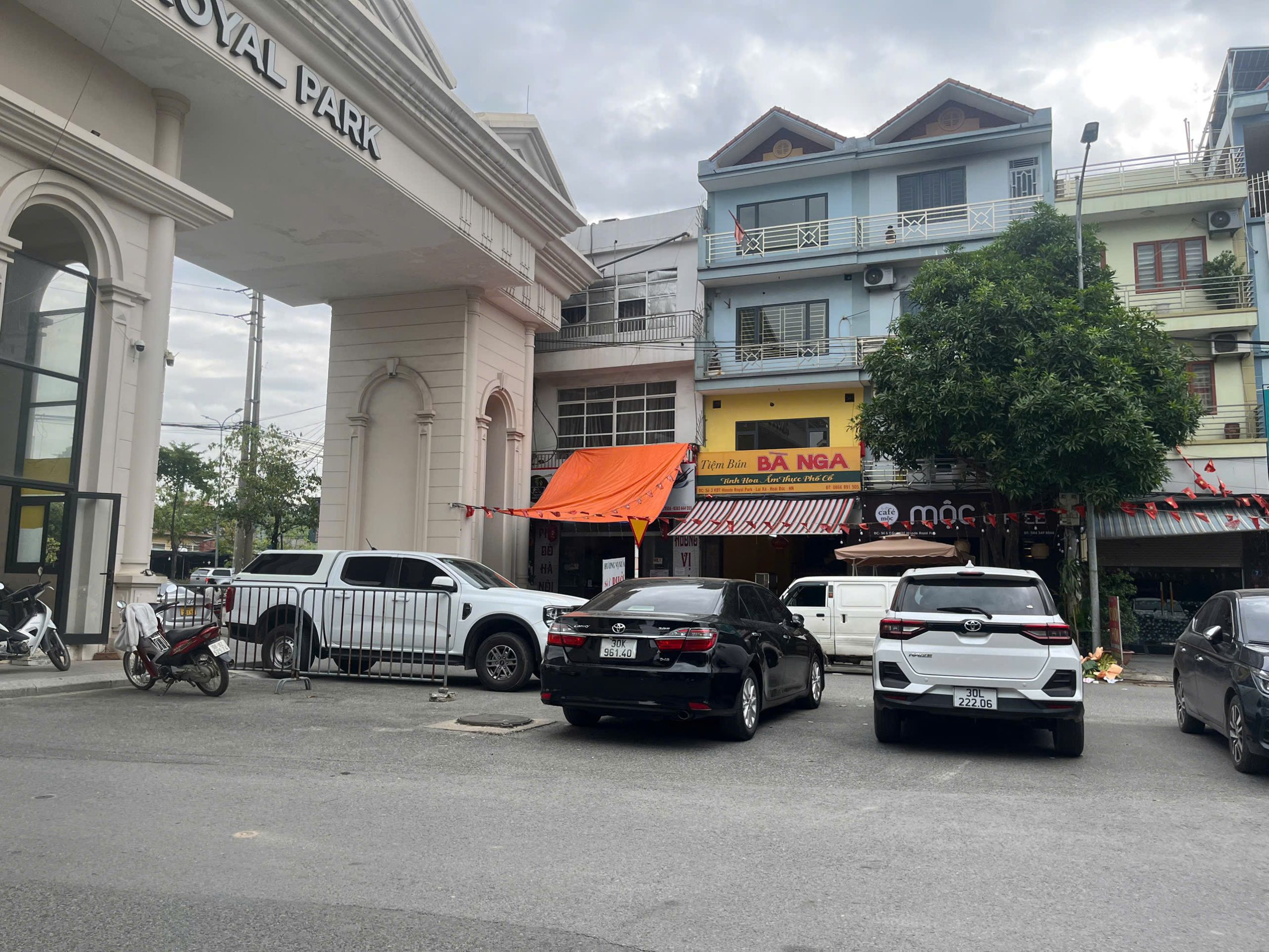 CẦN BÁN GẤP LÔ ĐẤT DỊCH VỤ THĂNG LONG 9 – LAI XÁ (60M²) , GIÁ NHỈNH 8 TỶ.