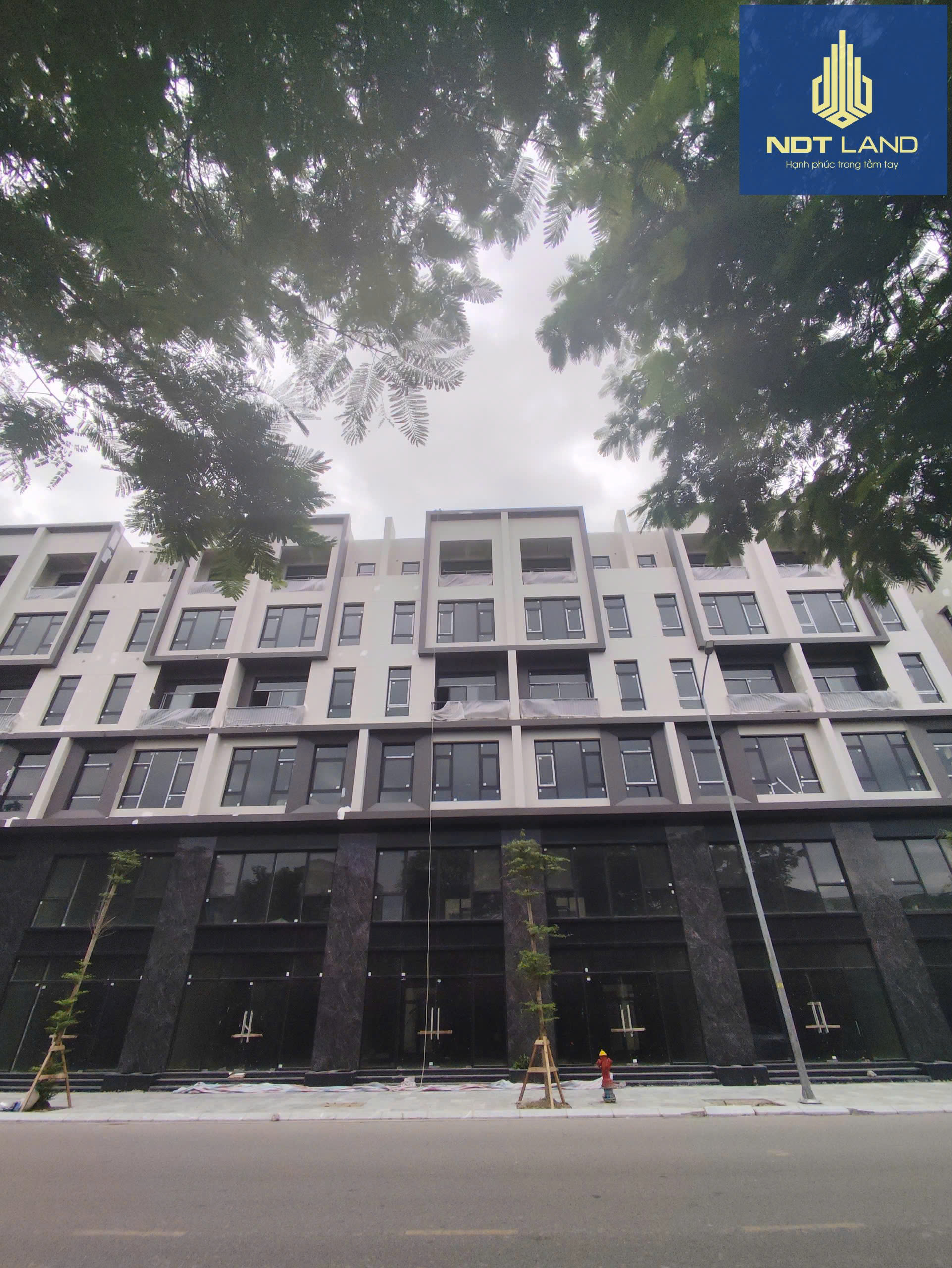 BÁN SHOPHOUSE TỔNG KHO 3 LẠC VIÊN – VỊ TRÍ TRUNG TÂM, DÒNG TIỀN ỔN ĐỊNH, TIỀM NĂNG TĂNG GIÁ CAO